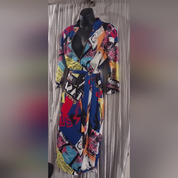 Making headlines dress size XL - Picture 3 of 14